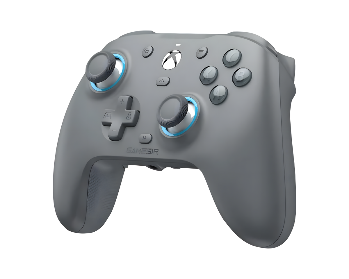GameSir G7 SE wired Xbox controller in Sporty Gray – angled front
