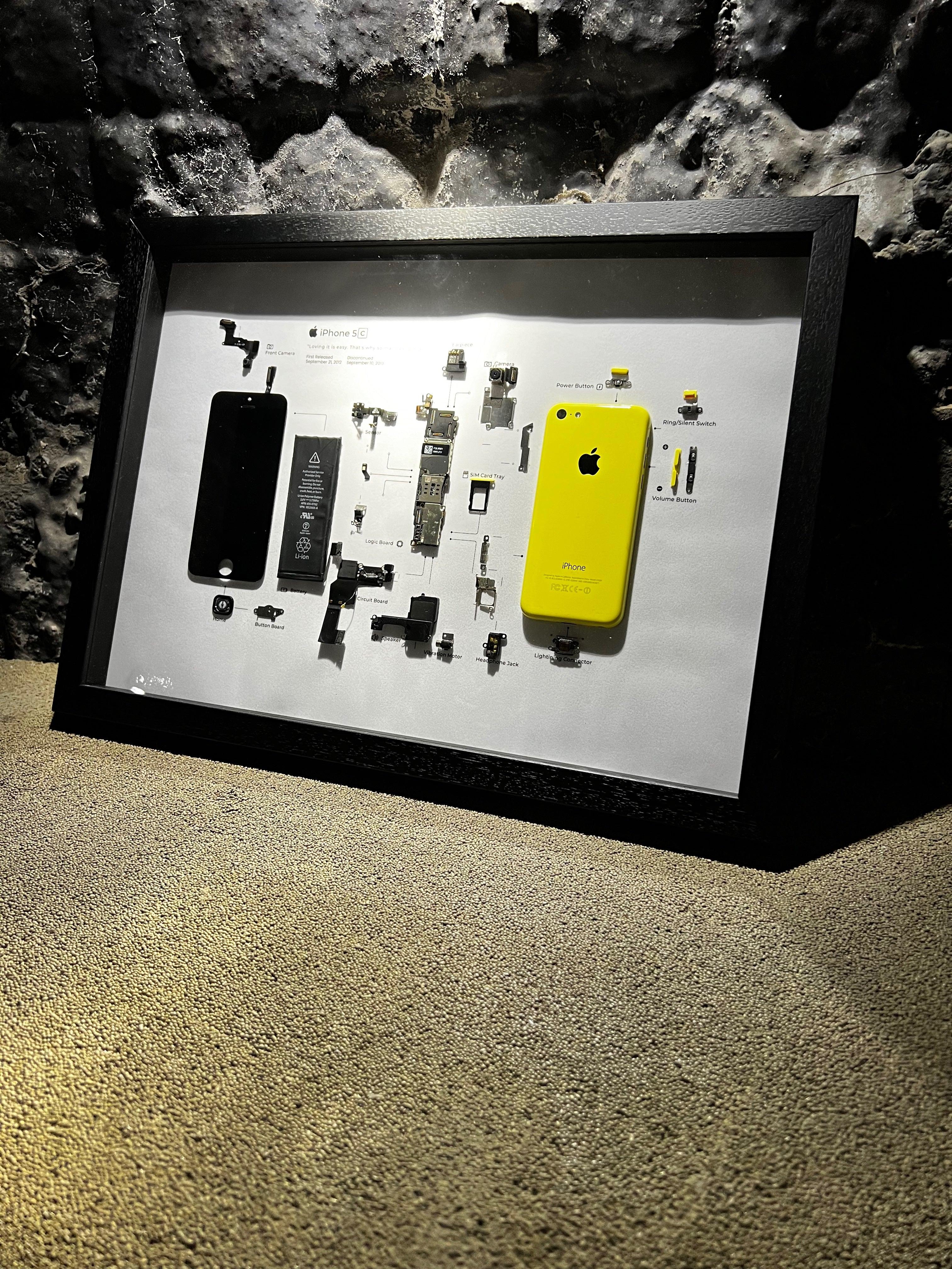 iPhone 5C Tech Art - Want a New Gadget