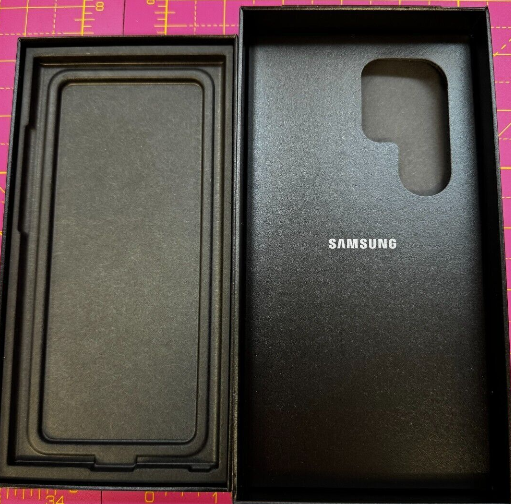 Genuine Samsung Galaxy S24 Ultra Empty Box Black With Cable and accessories